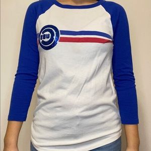 cubs limited addition pink/vs shirt